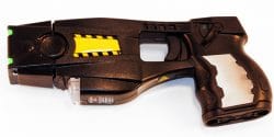 Taser_Gun_504038835