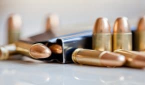 האם מותר להחזיק תחמושת או חלקים מנשק?