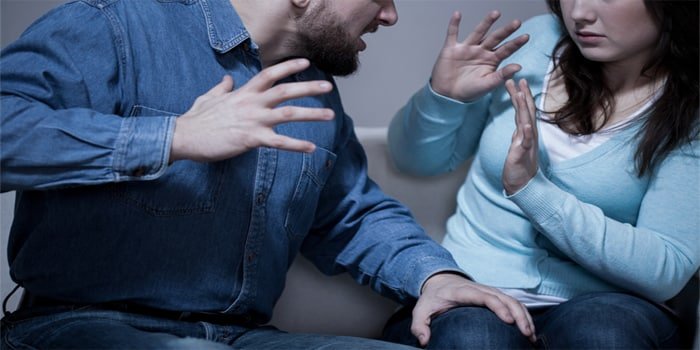 שחרור ממעצר לקוח שנחשד שתקף וחנק אישה אותה הכיר שחרור ממעצר לקוח שנחשד שתקף וחנק אישה אותה הכיר