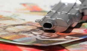 עבירת סחיטה באיומים