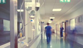 מתי רשלנות רפואית הופכת לפלילית?