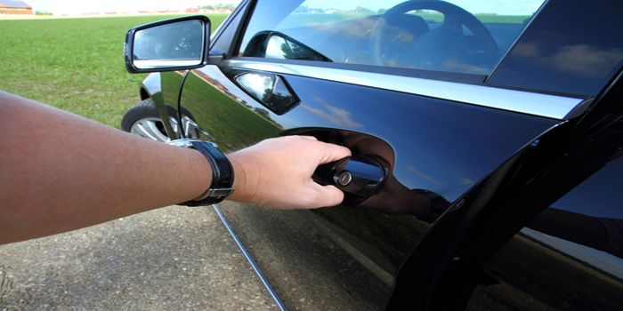 מה עונשו של אדם שנוהג ברכב ללא רישיון נהיגה בתוקף