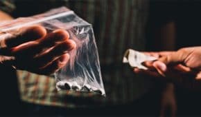 מהי עבירת סחר בסמים?