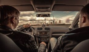 הסעת שוהים בלתי חוקיים