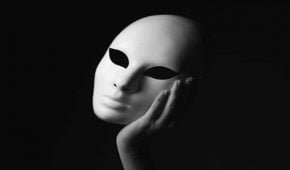 מהי התחזות ומתי הופכת לעבירה פלילית?