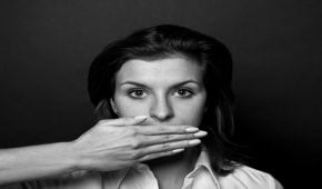 שמירה על זכות השתיקה בחקירה