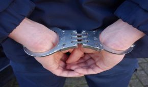 מעצר בגין אלימות במשפחה