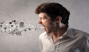 העלבת עובד ציבור – משמעותה והעונש בצידה