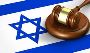 זיכוי סטודנטית מעבירות הונאה במכללה האקדמית תל אביב-יפו