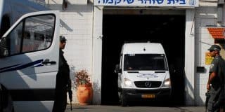 ביטול כתב אישום ללקוח שהואשם שתקף סוהרים ועובדי ציבור בכלא שקמה