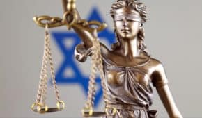 ביטול כתב אישום ללקוח שהואשם בזיוף מסמך וקבלת דבר במרמה