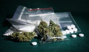 הסדר טיעון מקל ביותר לחייל שנתפס סוחר בסמים ונוהג תחת השפעת סמים