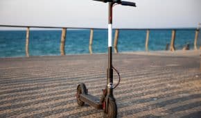 עבירות תנועה על קורקינט חשמלי – סוגים ועונשים