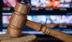 זיכוי בכיר בתעשייה הביטחונית שהואשם בהחזקה של אלפי תמונות וסרטונים פדופיליים