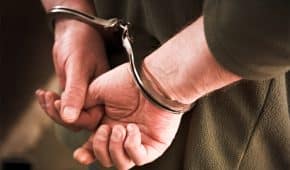 סגירת תיק למרצה בכיר שנעצר בחשד שביצע מעשים מגונים בקטין ברשת ואף הגיע להיפגש עמו