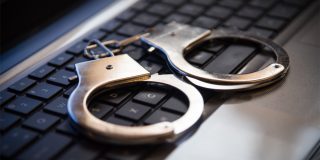 סגירת תיק פלילי ללקוח שהופלל על ידי אבי דוביצקי בעבירות פדופיליה באתר אטרף דייטינג