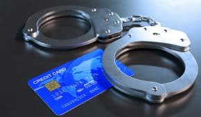 בית המשפט המחוזי ביטל עונש מאסר שנגזר על בני זוג חד מיניים שהורשעו בגניבה והונאה בכרטיסי אשראי