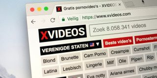 הסרת סרטון סחיטה מינית שפורסם נגד לקוח המשרד באתר xvideos.com