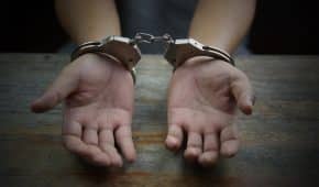 סגירת תיק ללא רישום פלילי לקטין שנחשד בעבירות סמים