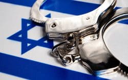 סגירת תיק פלילי ללקוח שהואשם בהונאת מוסד אקדמי מוכר