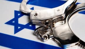 סגירת תיק פלילי ללקוח שהואשם בקבלת דבר במרמה וקשירת קשר להונות מוסד אקדמי