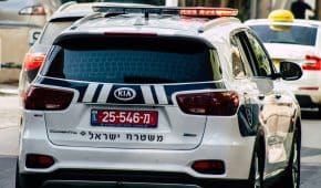 לקוח שנעצר והואשם בגניבת תוצרת חקלאית נוקה מאשמה