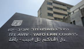 ביטול כתב אישום נגד אדם שהואשם בעבירות אלימות ובריונות בכביש