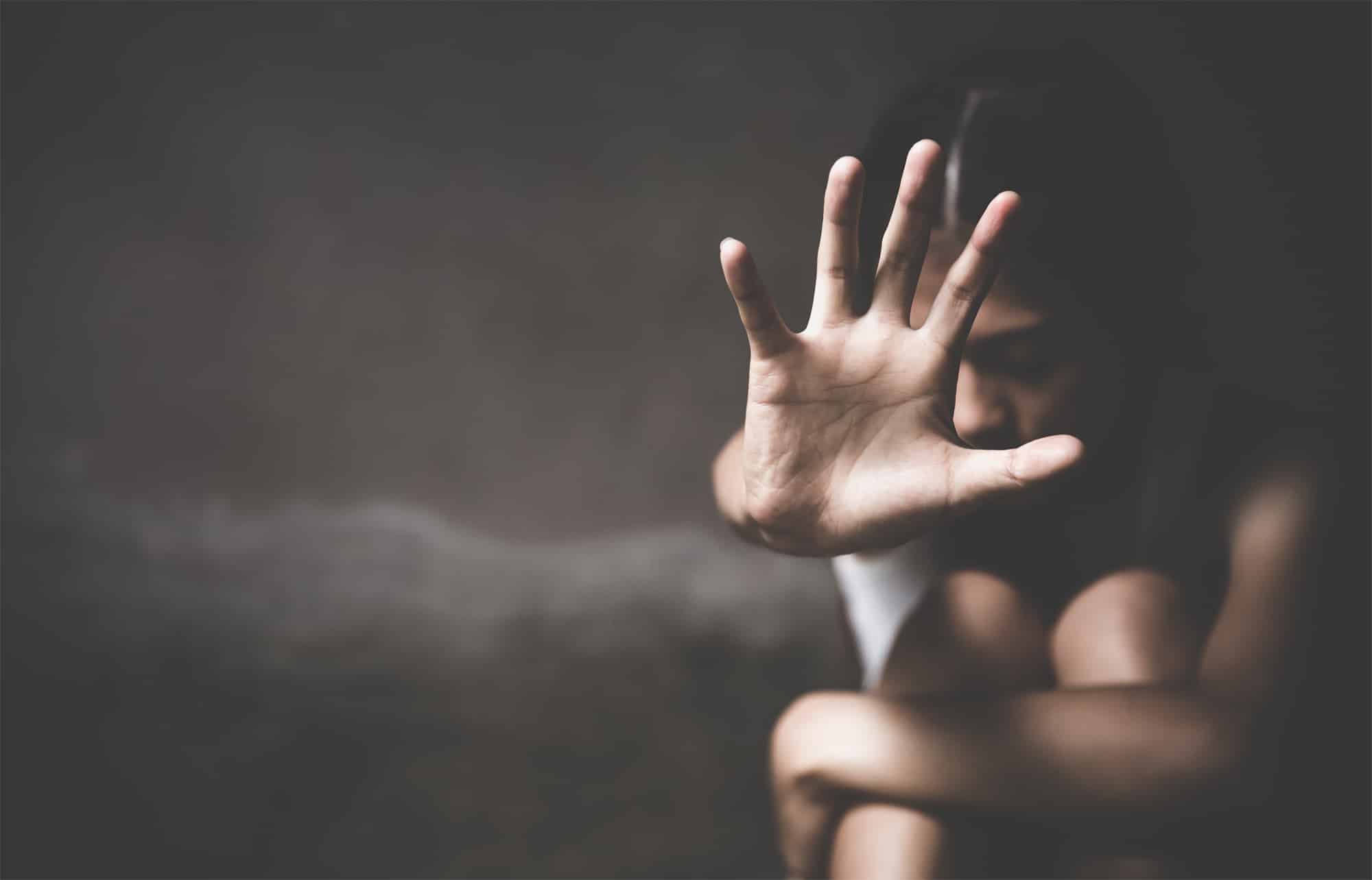 סגירת תיק ללקוחה שהואשמה בביצוע מעשים מיניים בבתה בת השבע