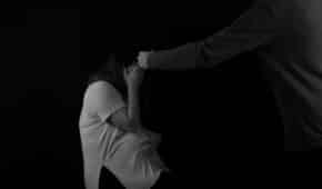 סגירת תיק פלילי ללקוח שהואשם שתקף ופצע את אשתו ההרה