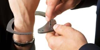 סגירת תיק פלילי ללקוח שנחשד שסימם קטינה ואנס אותה בחוף הים בתל אביב