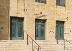 עבודות שירות בלבד על בעילה אסורה בהסכמה של קטינה בת 14