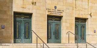 שישה חודשי עבודות שירות בלבד ללקוח שהורשע בבעילה אסורה בהסכמה של קטינה בת 13