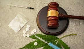 מאסר על תנאי בלבד ללקוח שהורשע בשש עסקאות סחר בסמים